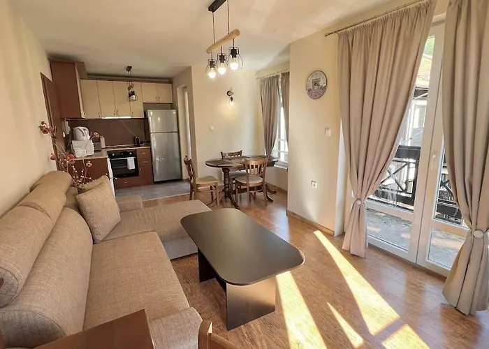 Bojurland Apartment, 公寓