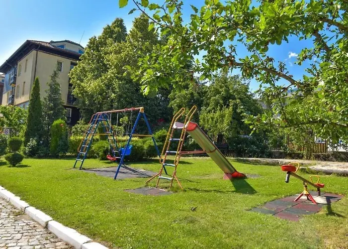 Bojurland Apartment, 公寓 *