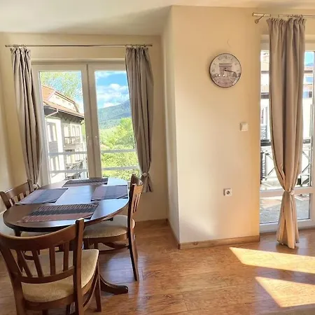 Lägenhet Bojurland Apartment, *