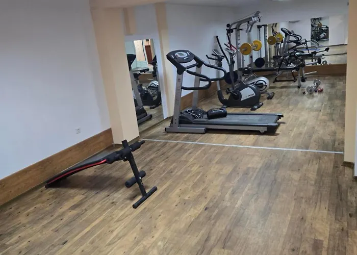 Bojurland Apartment, *